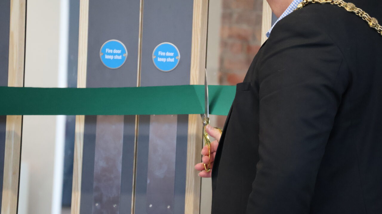 Lord Mayor, Cllr Steve Watkins cuts the ribbon on the Advanced Green Tech Centre